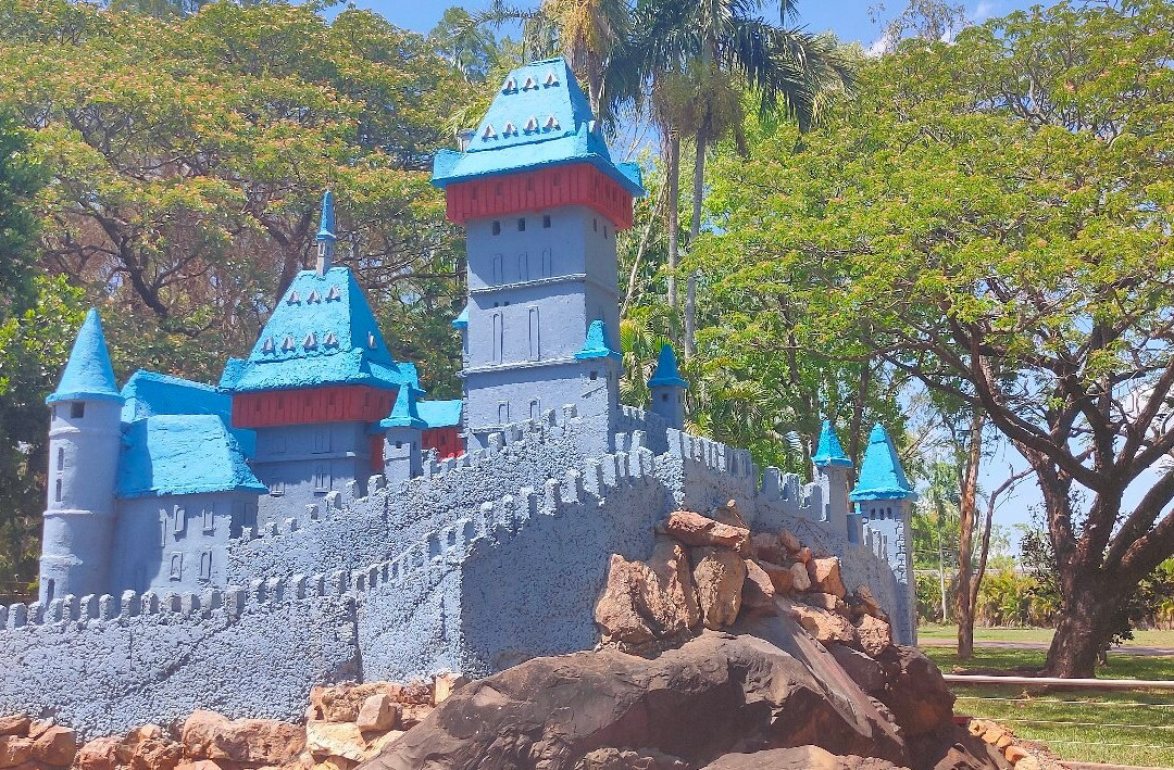 The Castles-Batchelor必去景点