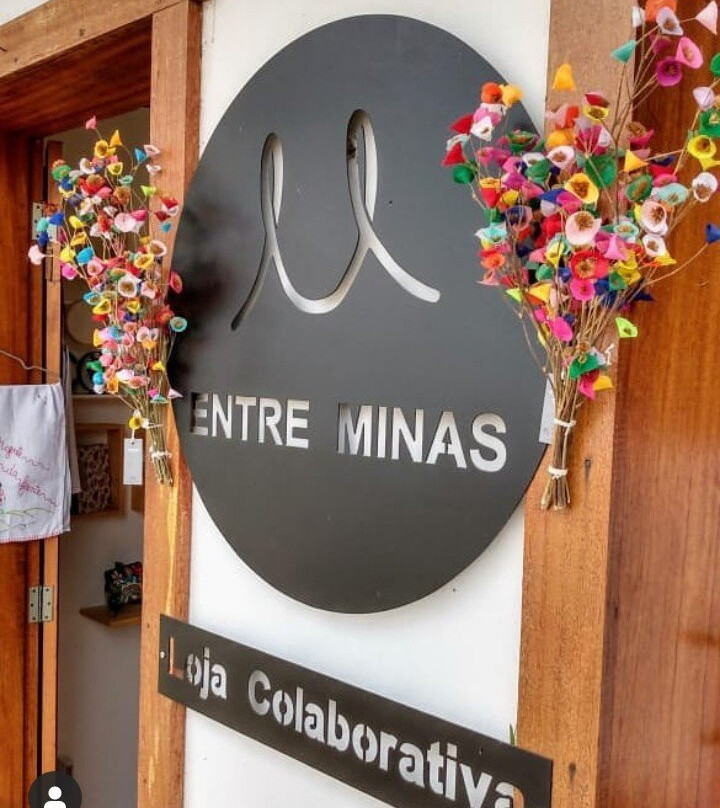 Entre Minas Loja Colaborativa-蒂拉登特斯必去景点