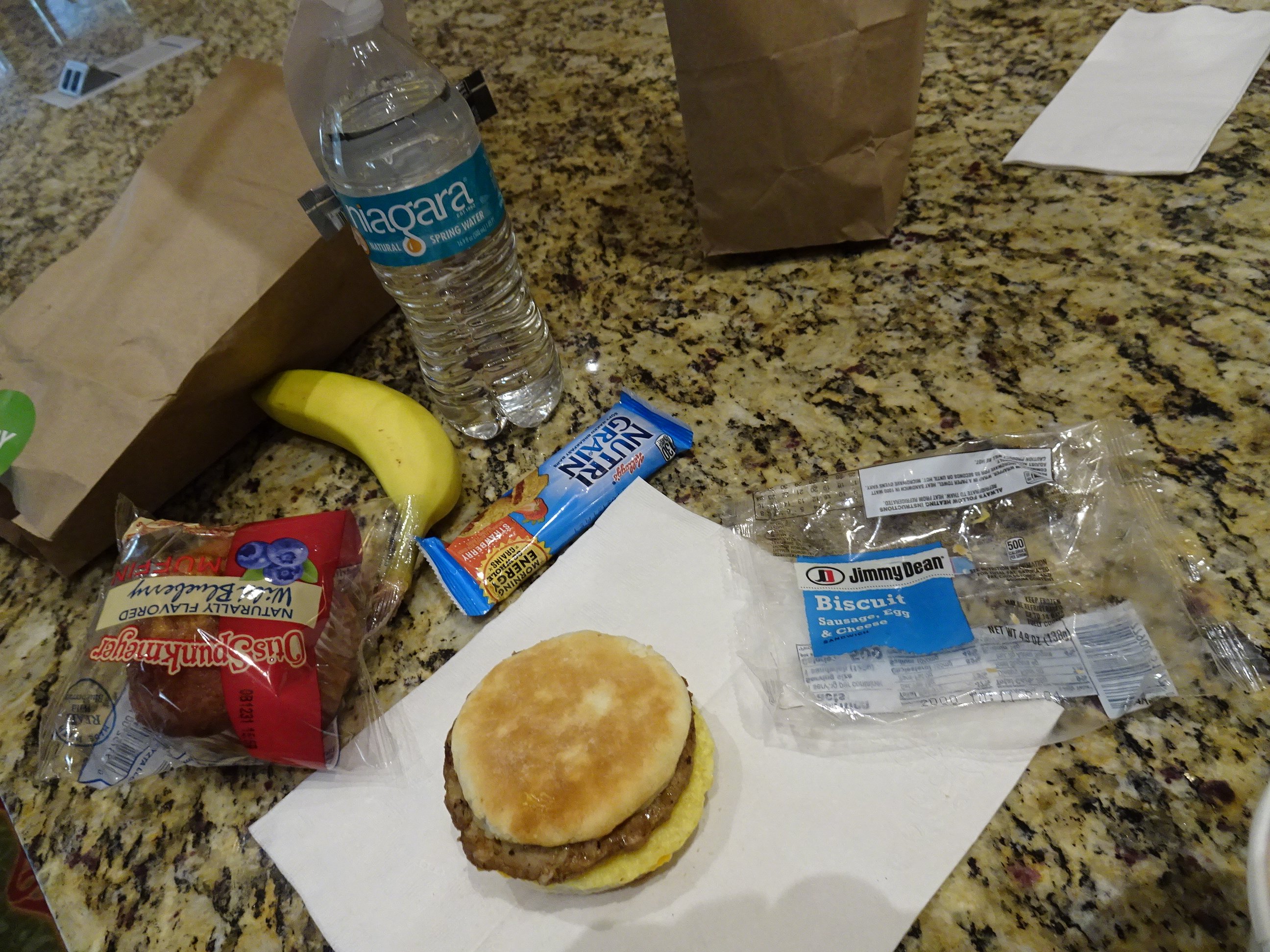 夏洛特维尔大学希尔顿恒庭旅馆&套房酒店-餐饮