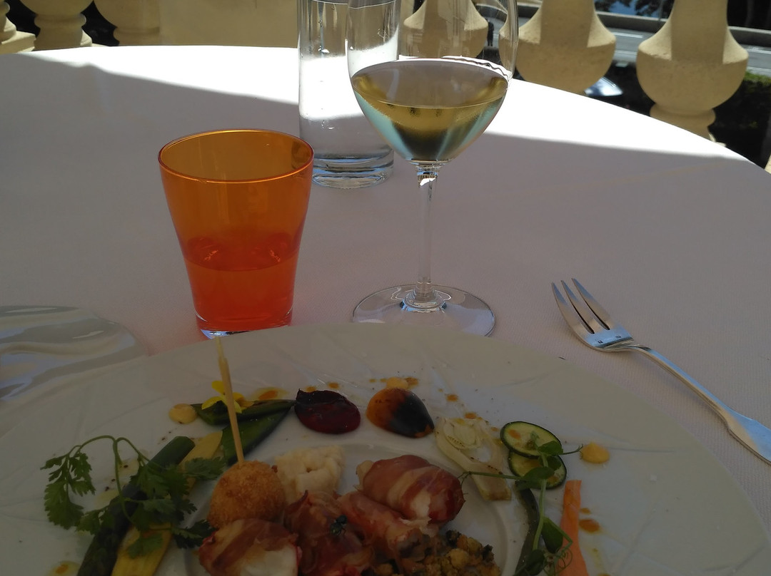 豪特斯洛克斯酒店主图