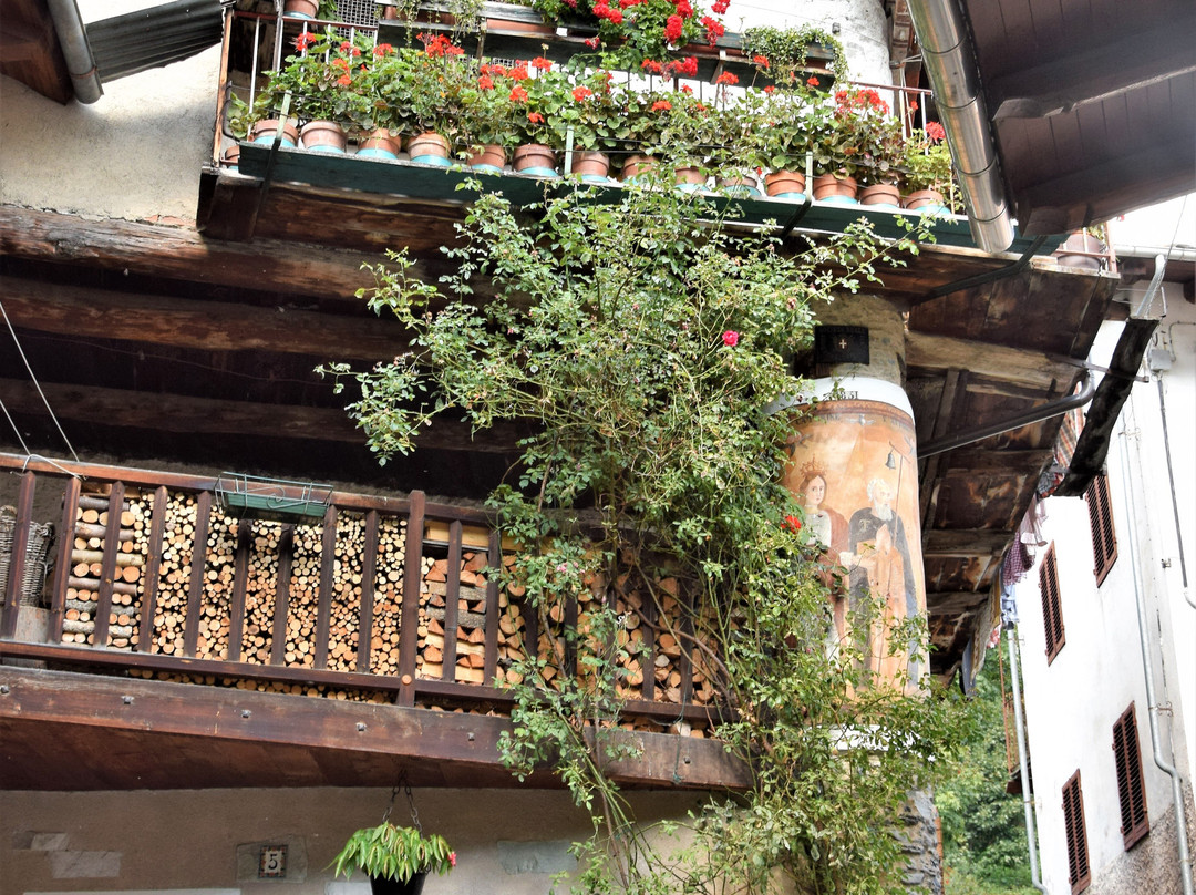 Centro Storico-Casteldelfino必去景点