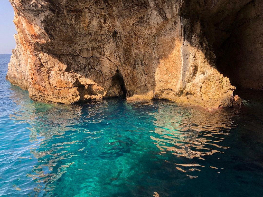 Dimitra J-科孚市必去景点