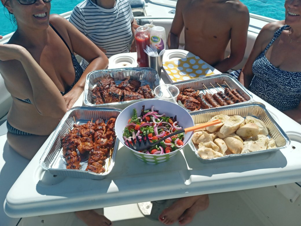 La Menta Boat Trips-库拉索必去景点