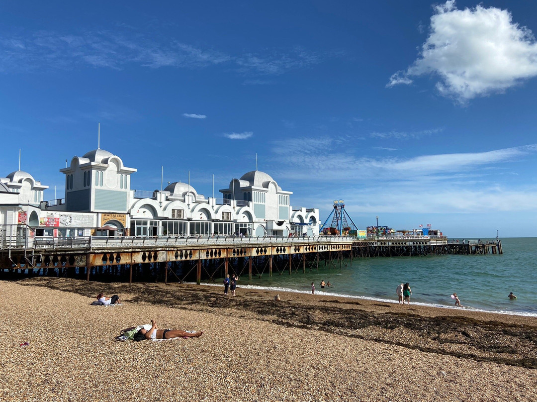 Southsea Beach景点图片