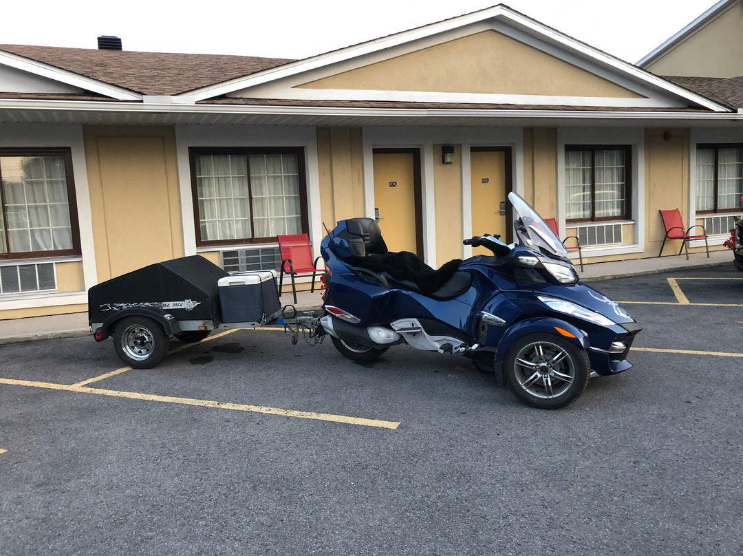 Super 8 by Wyndham Brockville主图