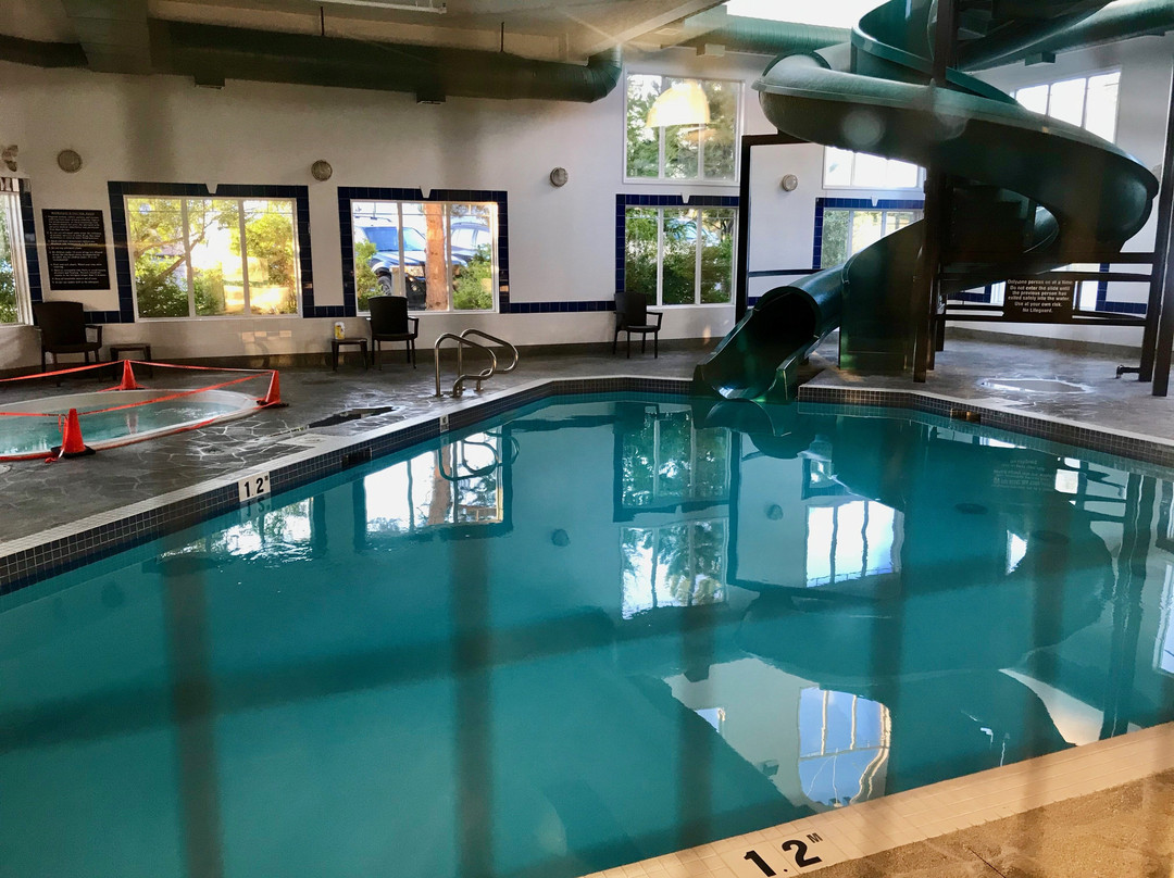 Canalta Rocky Mountain House主图