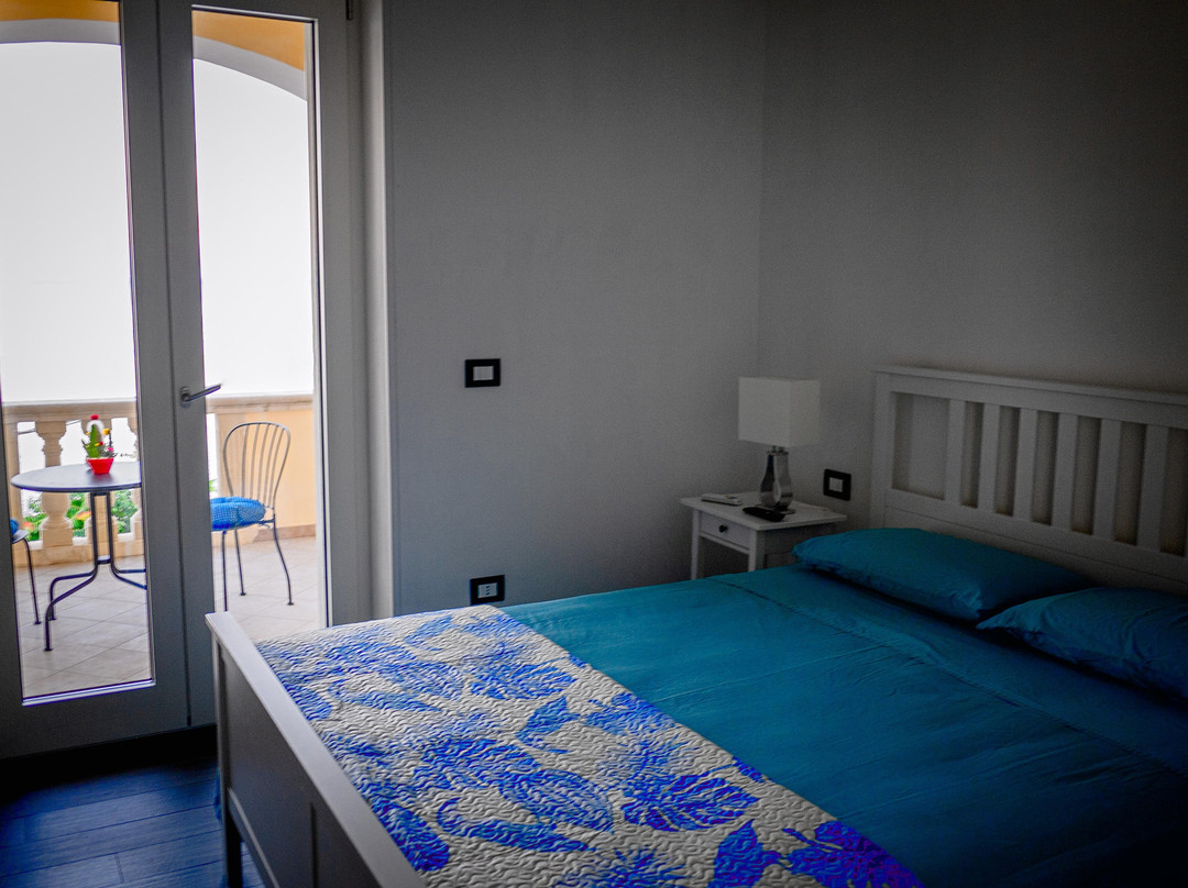 B&B The Sun 'tis主图