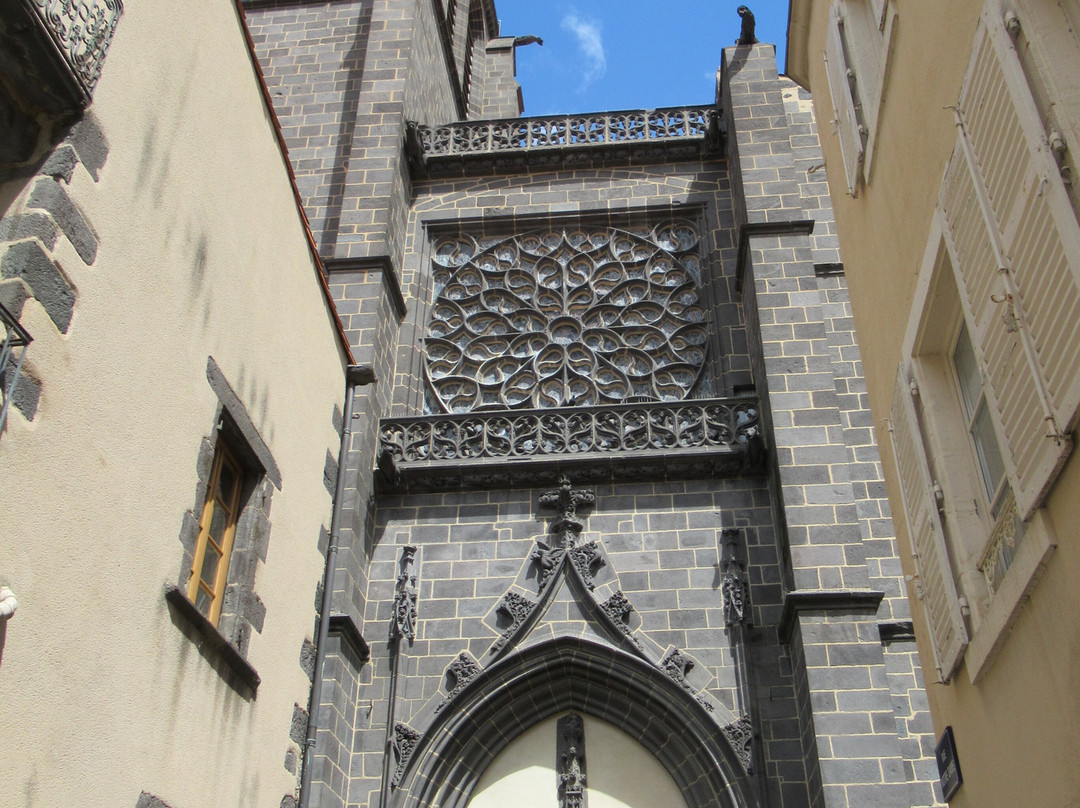 Eglise Notre-Dame de la Prospérité ou Notre-Dame de Montferrand景点图片