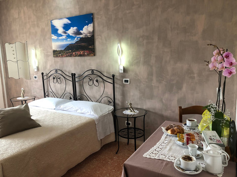 新御住宿加早餐旅馆主图