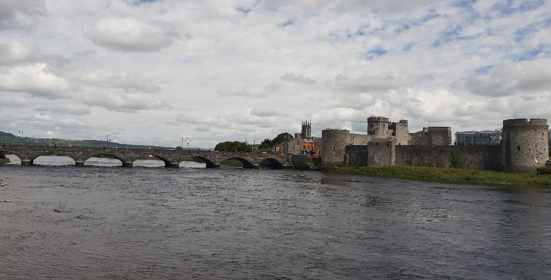 Thomond Bridge-利默里克必去景点