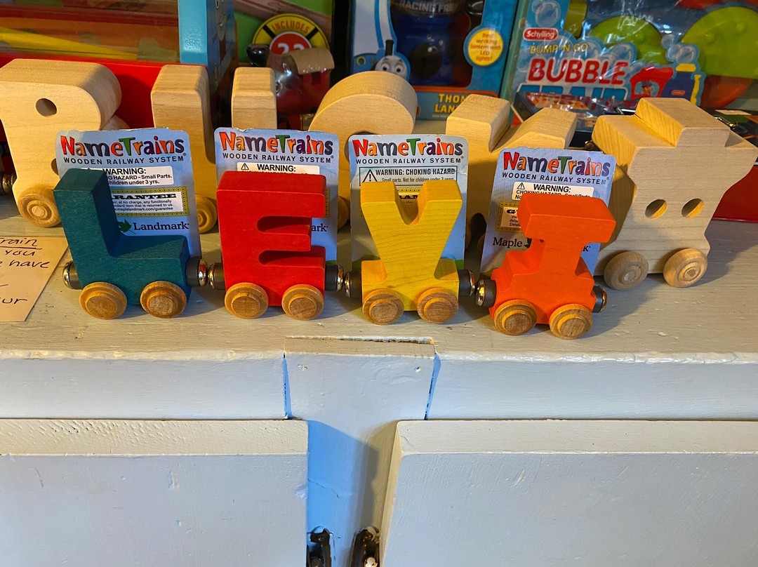 Jolly's Toys-海伦必去景点