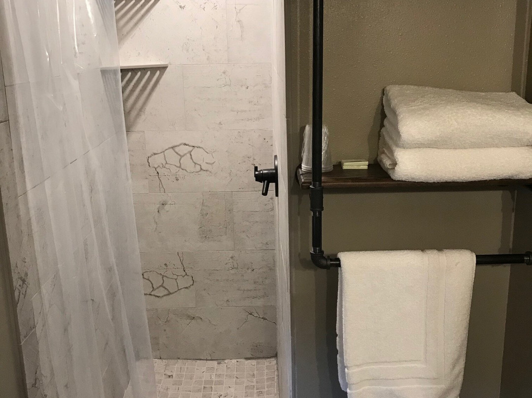 Idle Spurs Inn主图