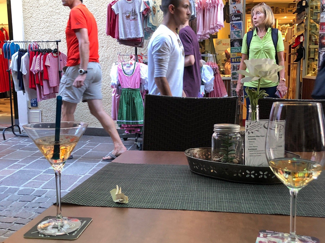 Insider Bar-采尔湖畔必去景点