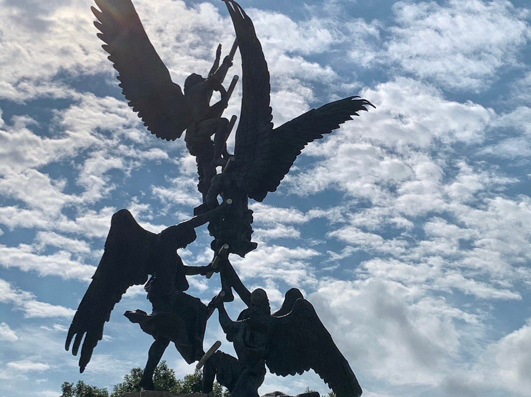 Jacob's Dream Sculpture景点图片
