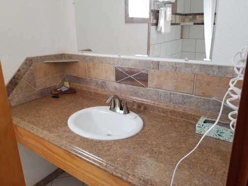 Whispering Sands Motel主图