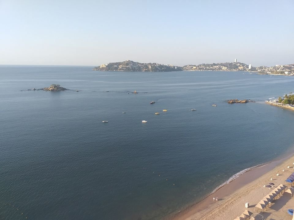 Krystal Beach Acapulco主图