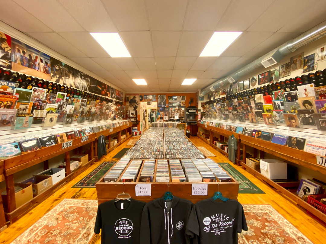 Off The Record-格兰德黑文必去景点