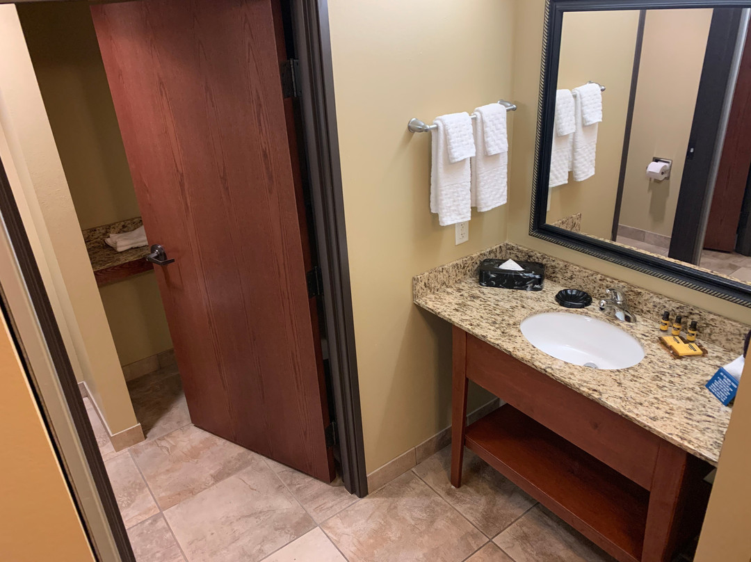 Best Western Plus Grand Island Inn & Suites主图