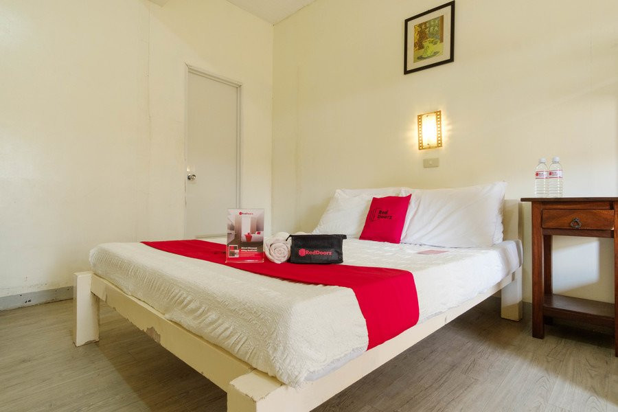 Reddoorz Plus Near Vigan Convention Center主图