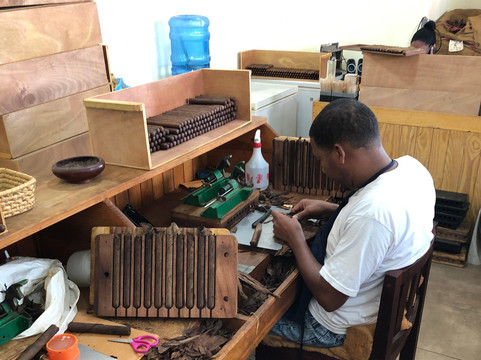 Cornelio Cigars-拉罗马纳必去景点