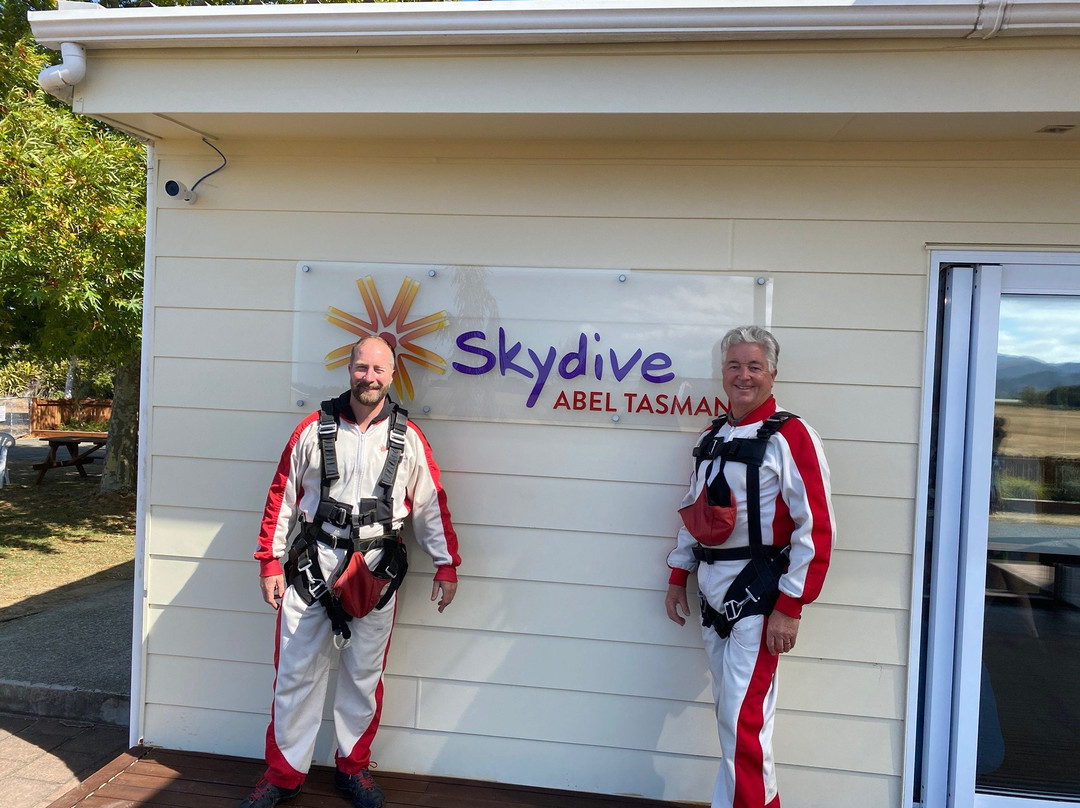 Skydive Abel Tasman景点图片