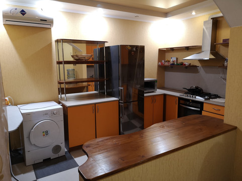 Chetyre Sezona主图