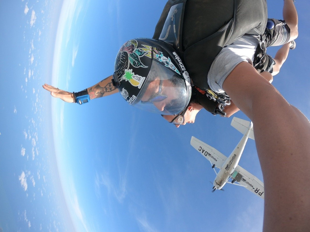 SkyZimba Paraquedismo景点图片