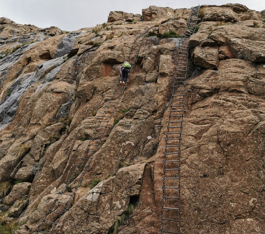 Amphitheatre Chain Ladders-Phuthaditjhaba必去景点