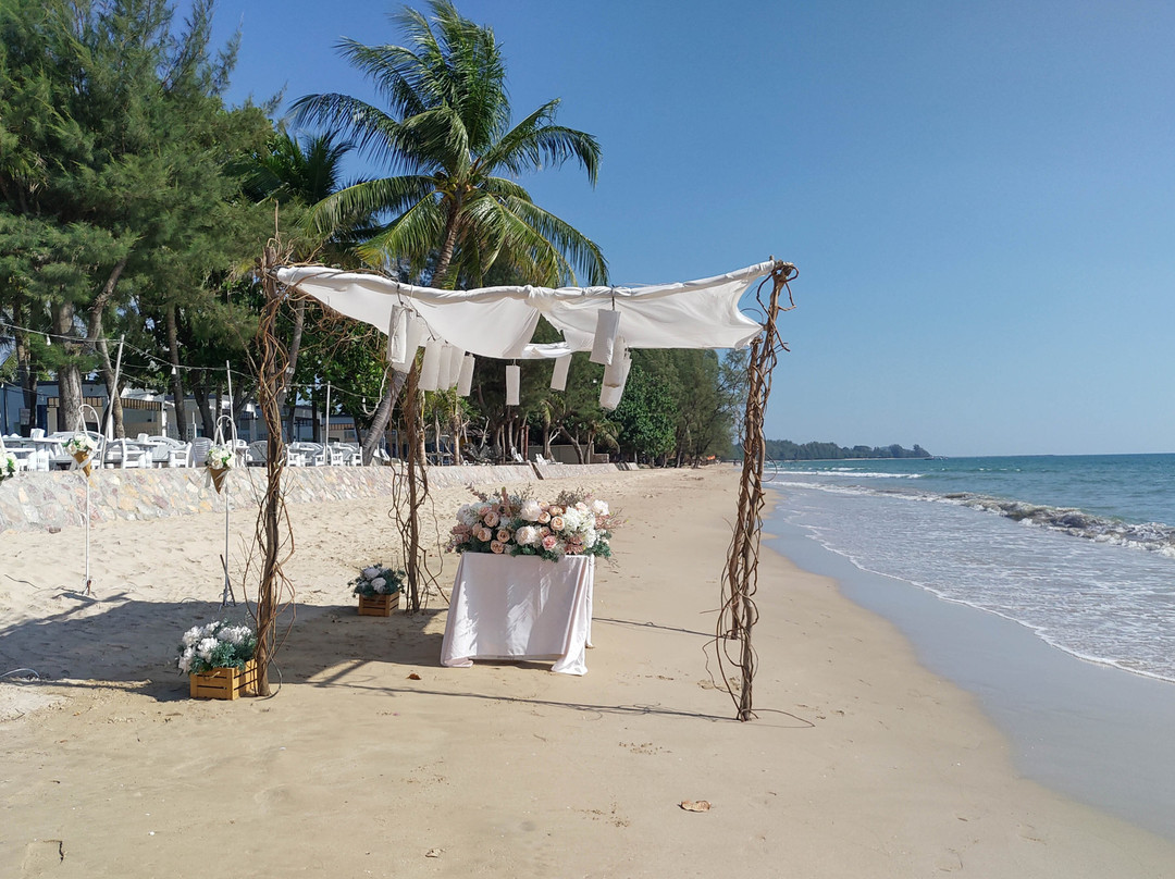 晁老桑湾酒店主图