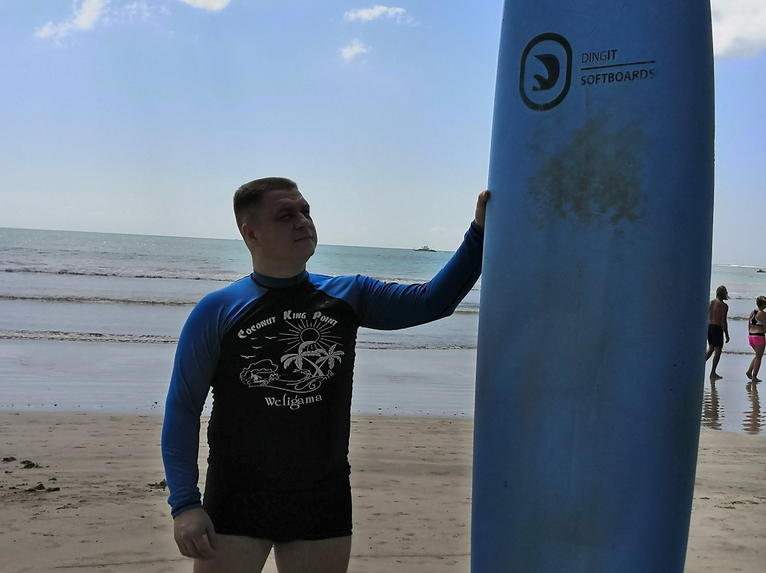 Coconut King Point (Navod Surf School)景点图片