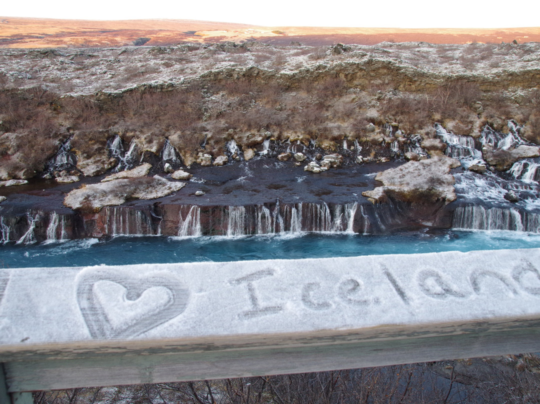 Hraunfossar Lava Waterfall-Hraunfossar必去景点