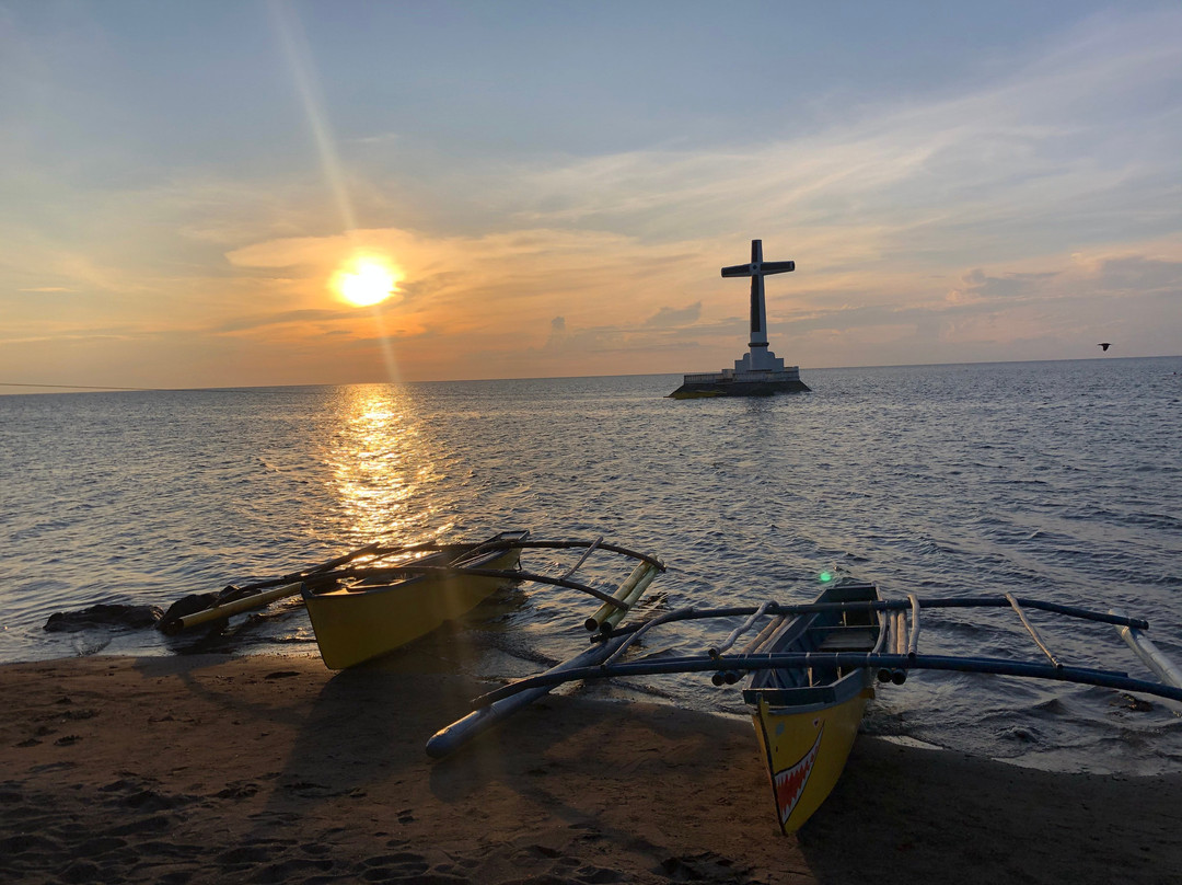 甘米银沙滩生态火山度假&潜水胜地主图