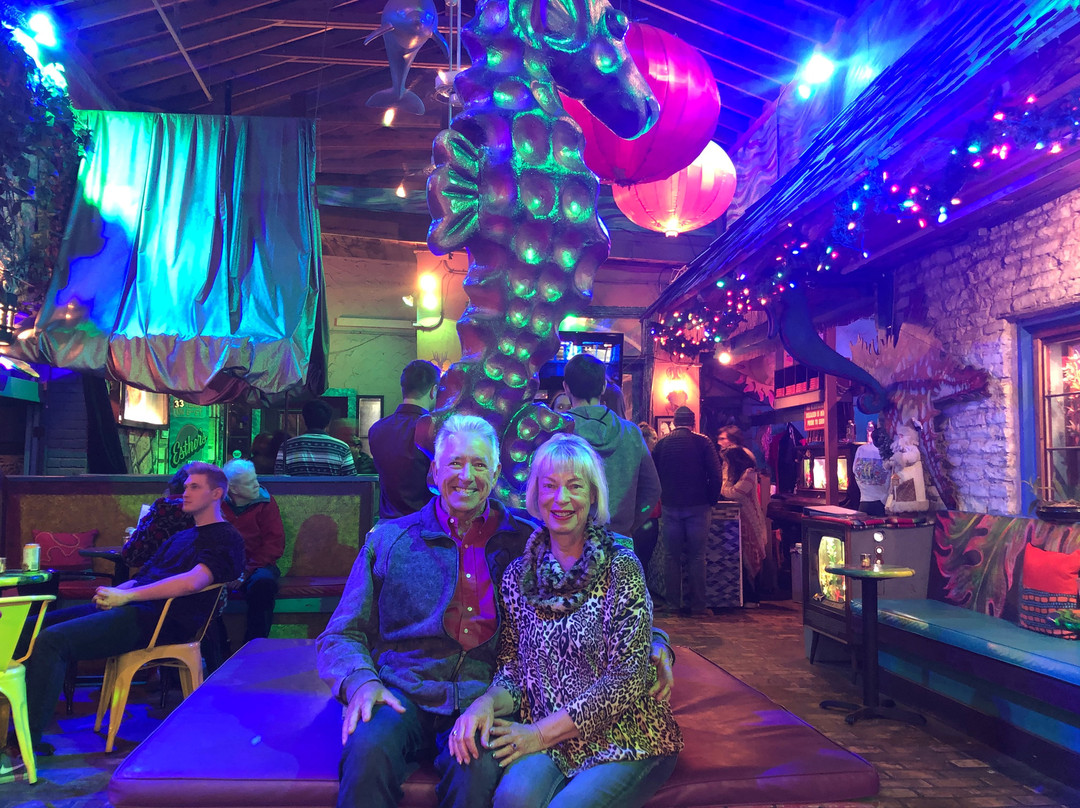 Esther's Follies-奥斯丁必去景点