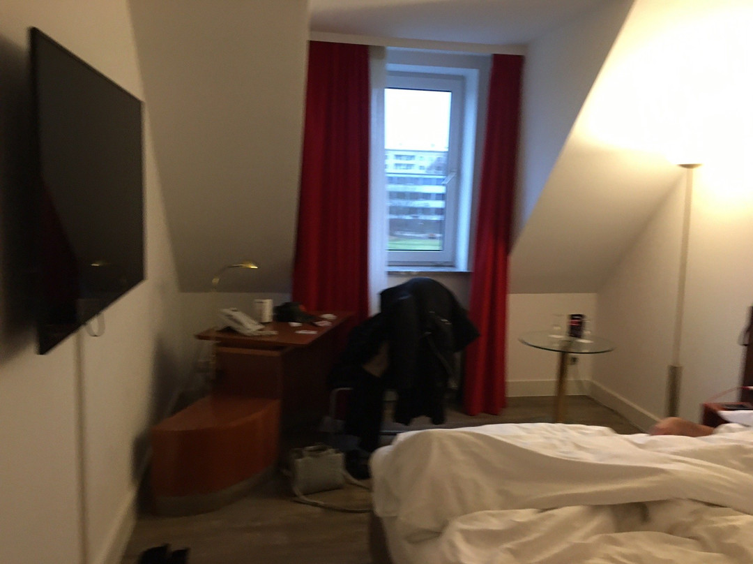 德累斯顿黑德酒店主图