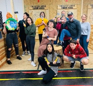 Twisted Axes Throw House-穆尔必去景点