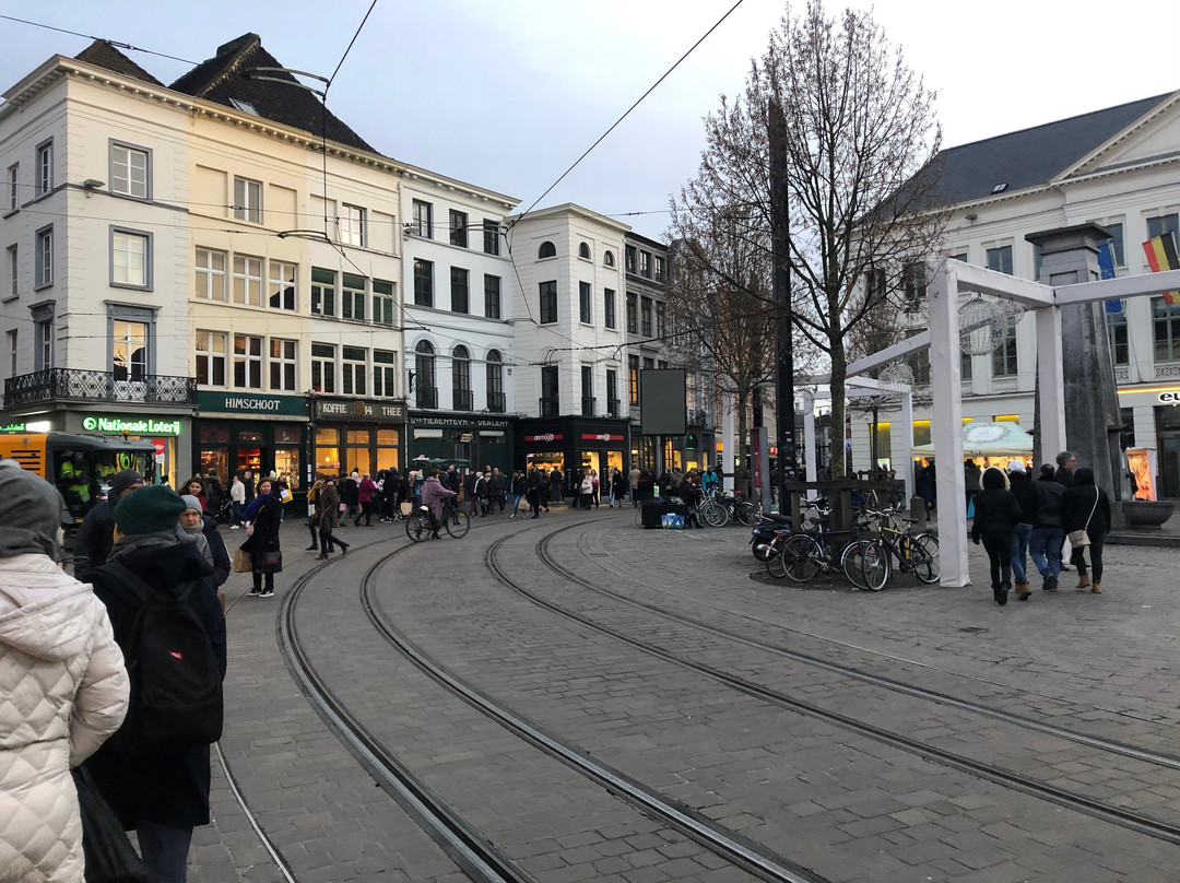 Groentenmarkt-根特必去景点