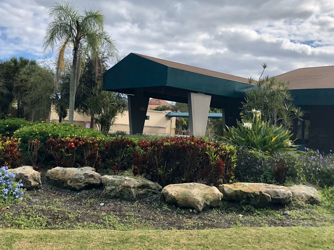 Palm Aire Country Club-庞帕诺比奇必去景点