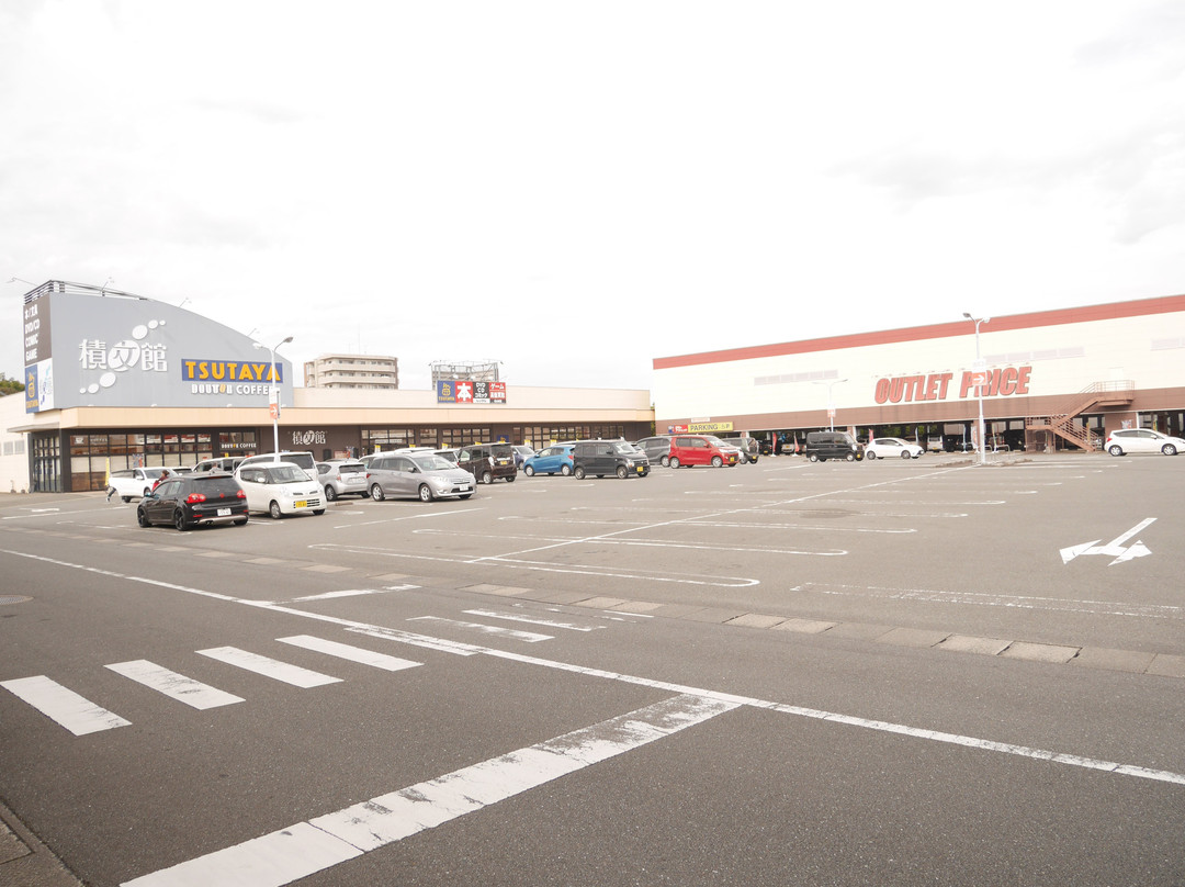 Suroy Mall Chikushino-筑紫野市必去景点