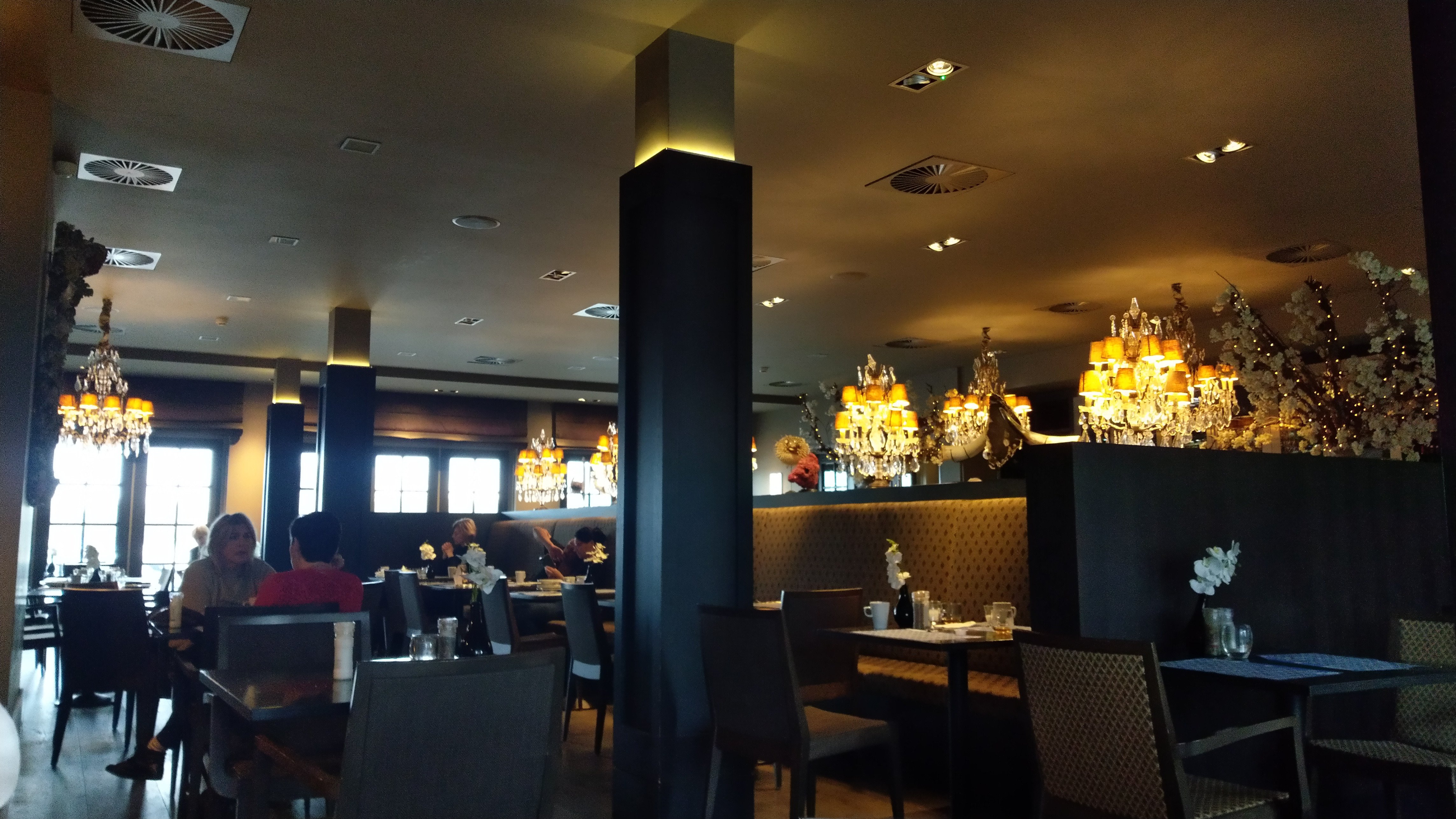 Fletcher Hotel-Restaurant Nautisch Kwartier-餐饮