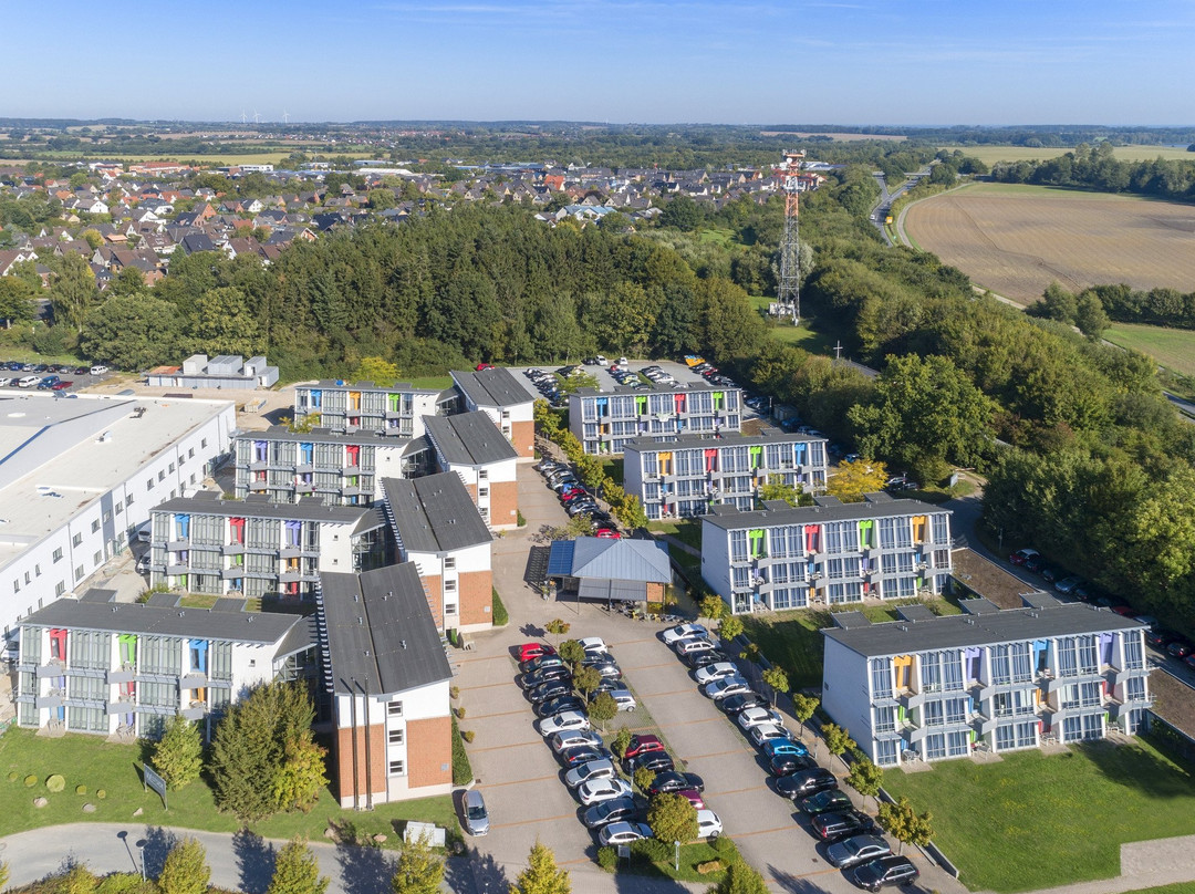 Westside Living主图