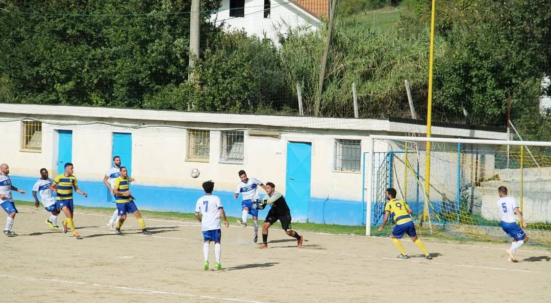 Stadio Comunale Arnaro-朱利亚诺迪罗马必去景点
