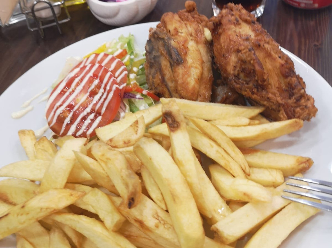 Moate餐馆和美食-cafe genoa