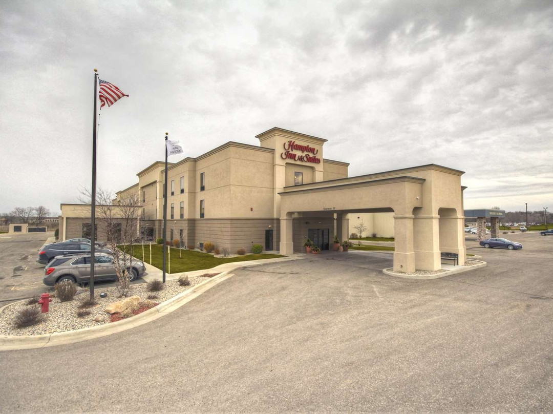 亚历山德里亚希尔顿恒庭旅馆及套房酒店主图