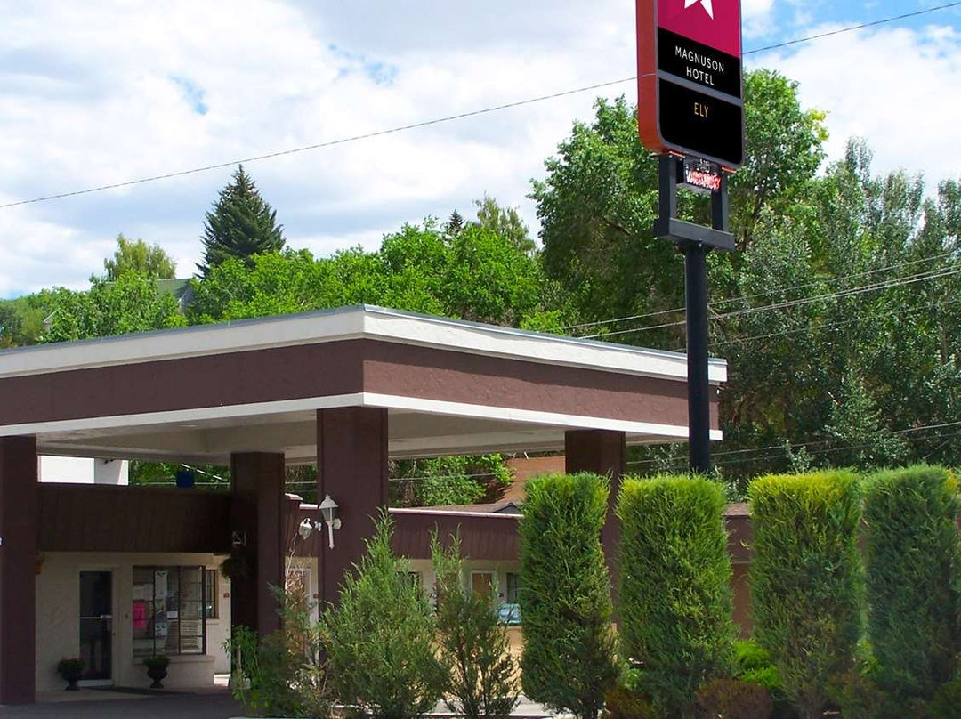 Magnuson Hotel Ely主图