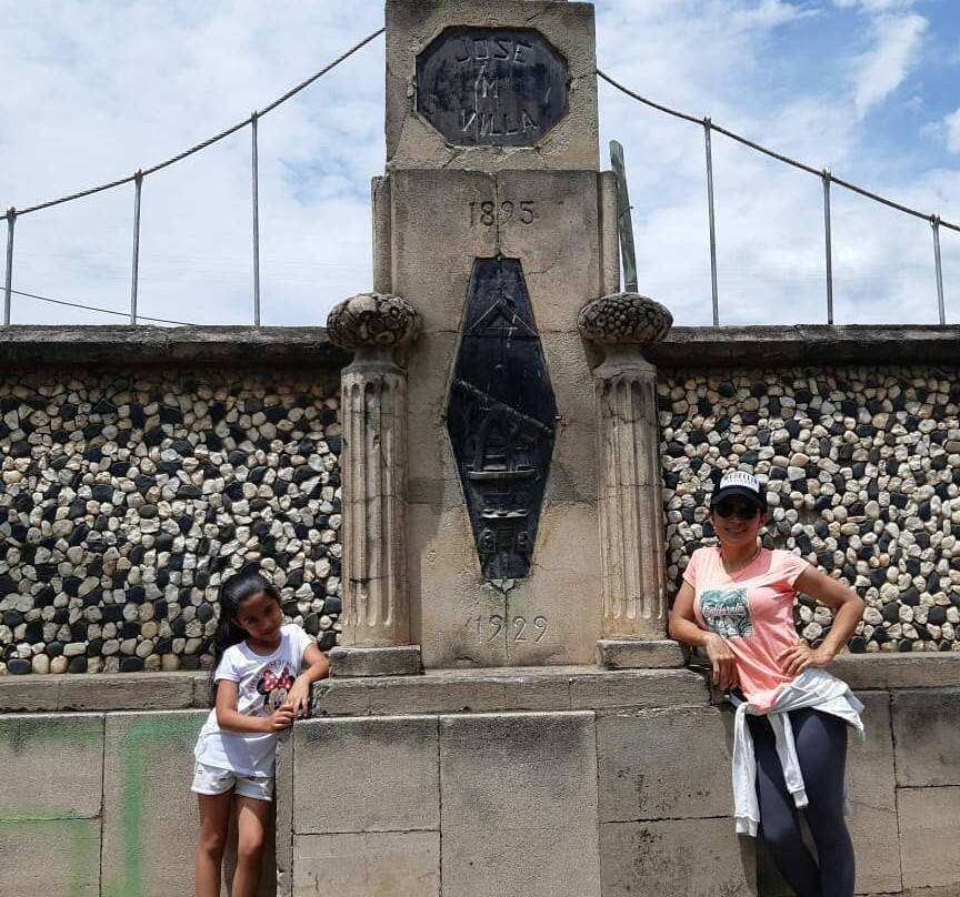 Puente de Occidente景点图片