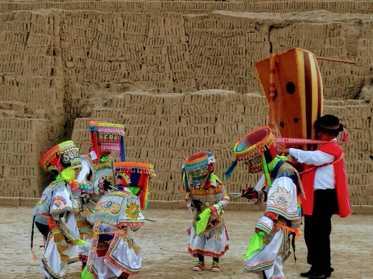 Mila Tour Guide-利马必去景点