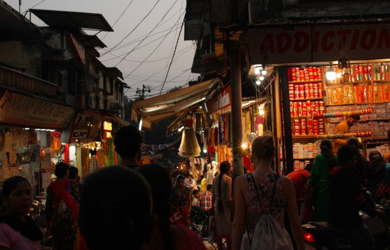 Bhagirathi Tour & Travel-里希克虚必去景点