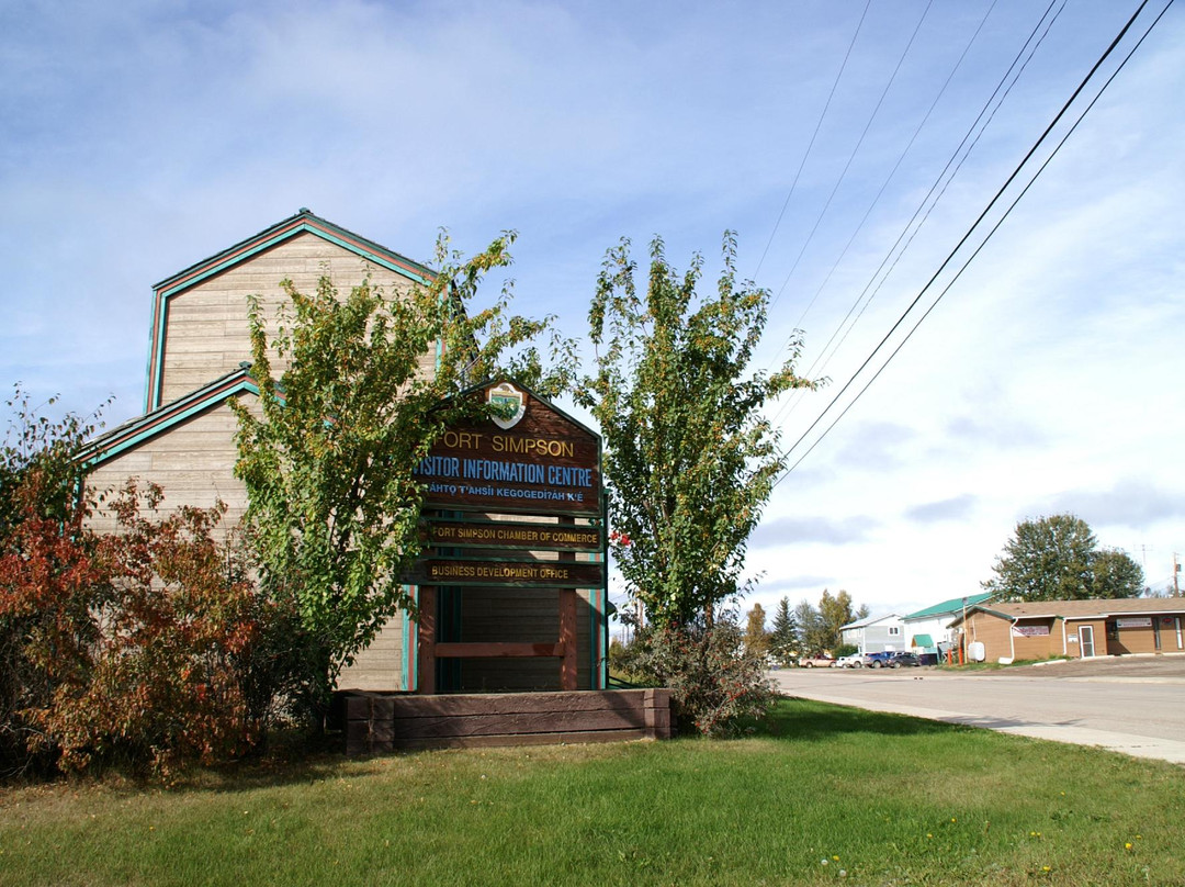 Fort Simpson Visitor Information Center景点图片