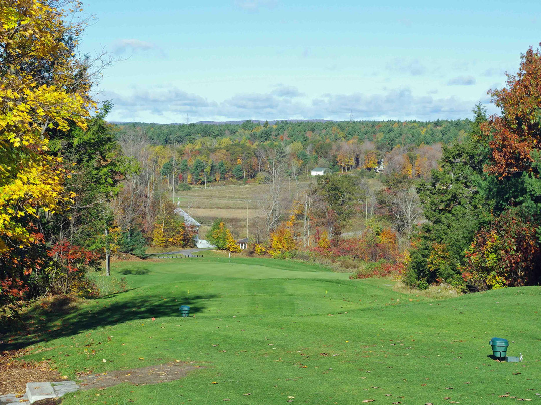 Le Sorcier Golf Course-加蒂诺必去景点