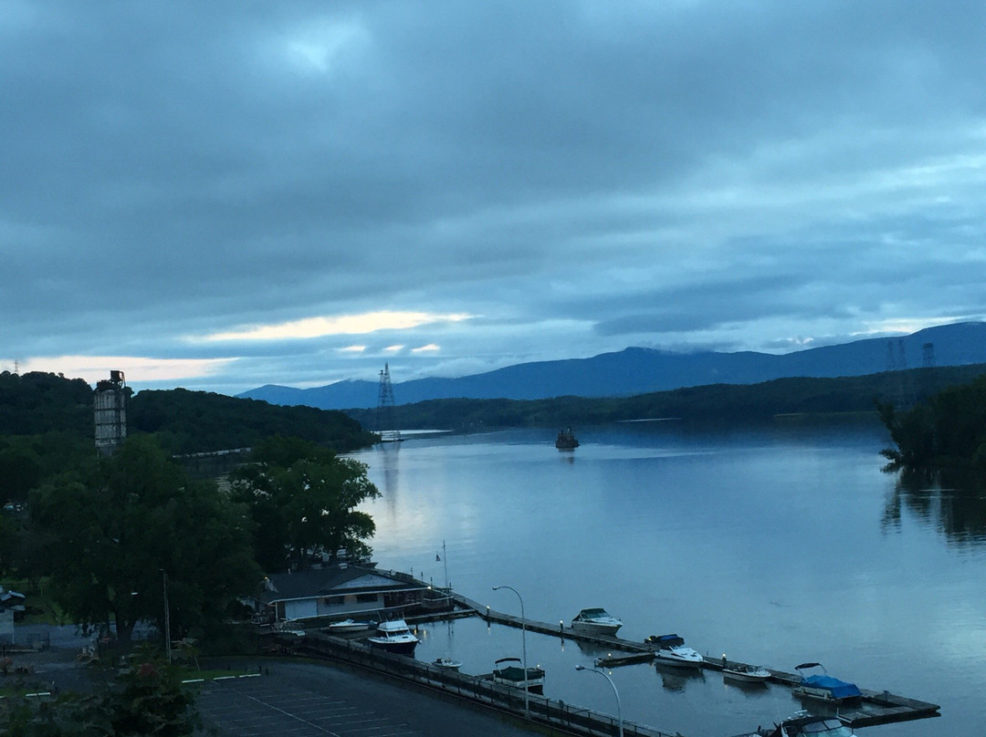Claverack旅游景点-Henry Hudson Riverfront Park